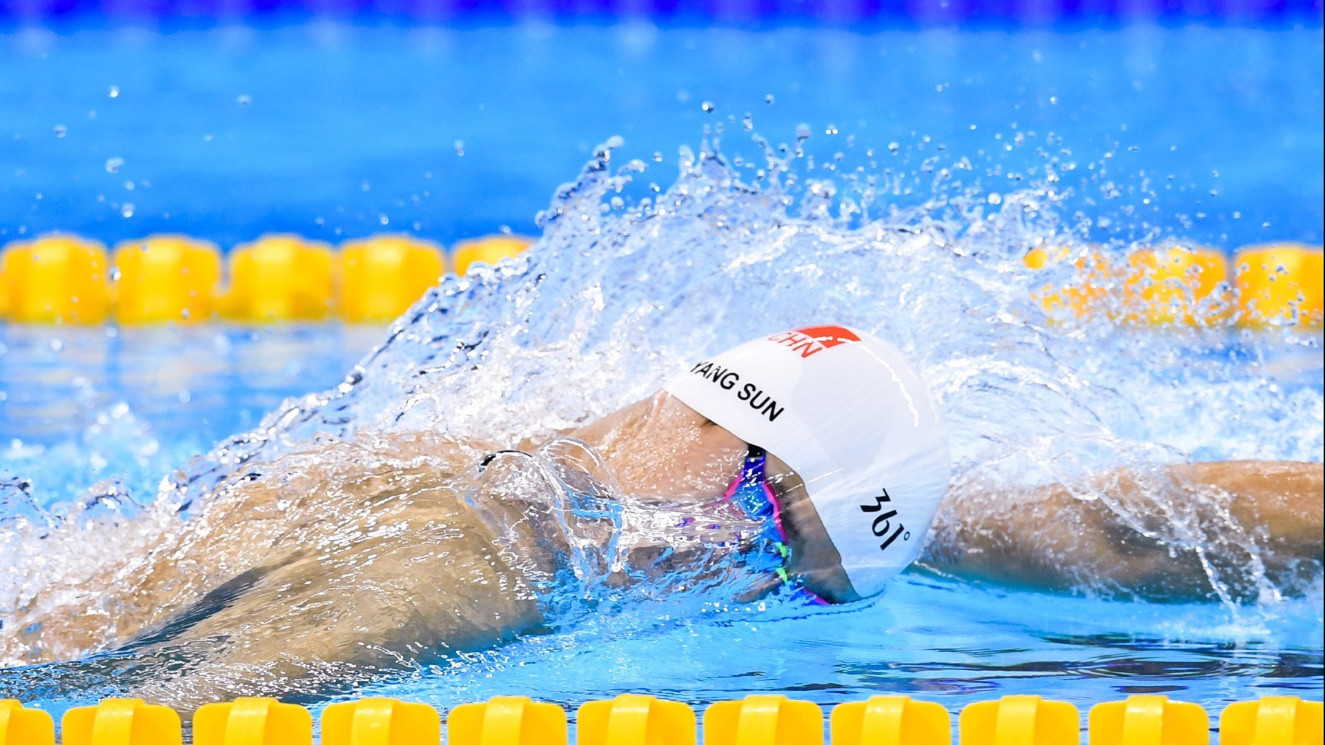 移动应用 -浓眉哥遭遇二十连败，RNG教练面临压力！